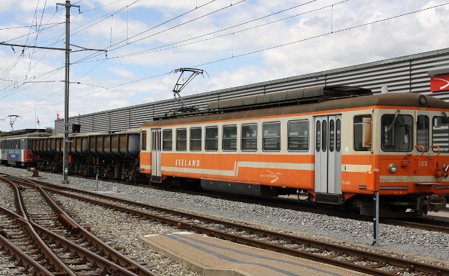 asm-be-4-4-523-525-siselen ASm Be 4/4 523 et Be 4/4 525 -- Siselen -- 12.07.2012