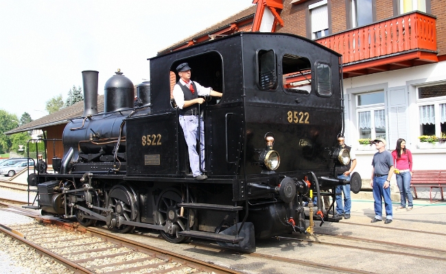 st-dvs-e-3-3-8522-triengen DVS / SBB CFF FFS E 3/3 8522 -- Triengen -- 25.09.2011