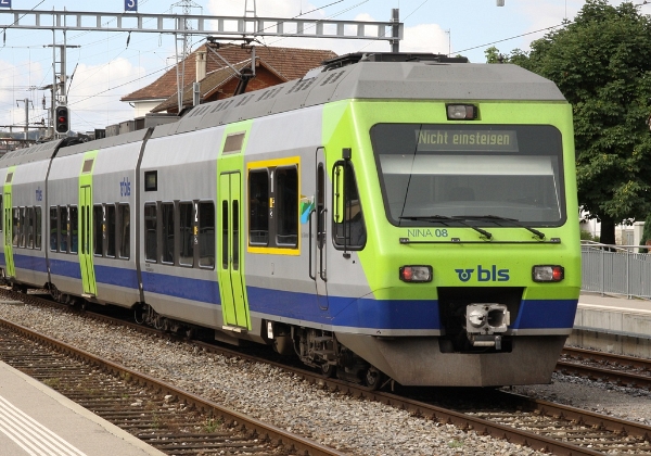 BLS Rames automotrices séries RABe 525 / RABe 526
