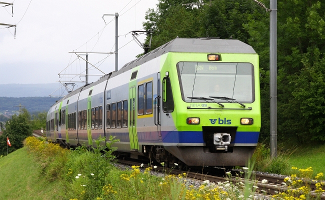 bls-rabe-525-009-7-kerzers BLS RABe 525 009-7-- Kerzers -- 12.07.2012