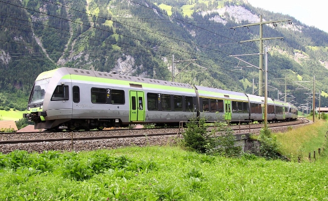 bls-rabe-535-112-7-blausee BLS RABe 535 112-7 -- Blausee -- 17.07.2012