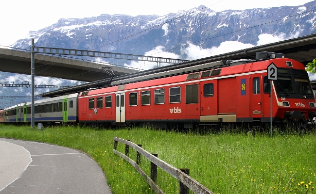 bls-rbde-566-236-6-interlaken BLS RBDe 566 236-6 -- Interlaken Ost -- 20.05.2013