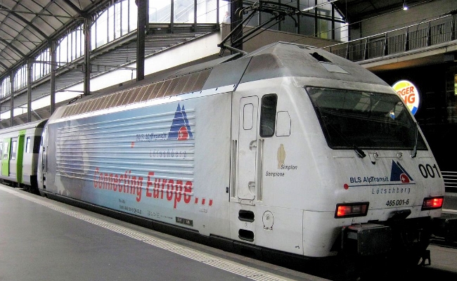 bls-re-465-001-6-alptransit-lucerne BLS Re 465 001-6 -- Lucerne -- 22.10.2009
