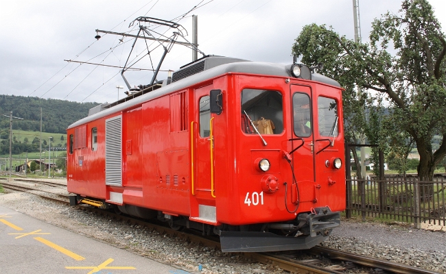 cj-gem-4-4-401-glovelier CJ De 4/4 401 -- Glovelier -- 14.07.2011