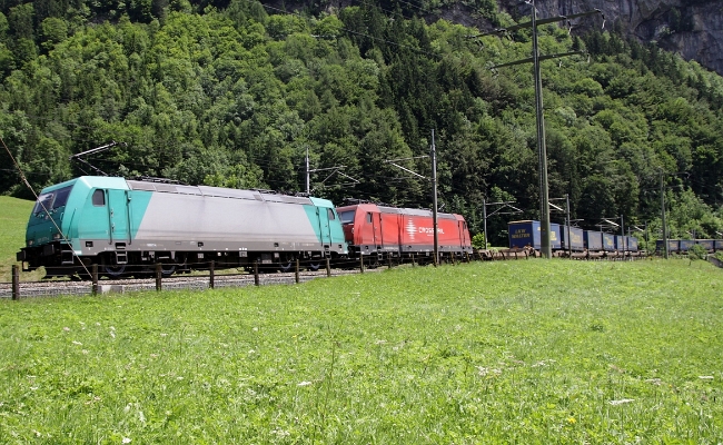 lte-br-185-577-4-crossrail-185-595-6-blausee LTE, Crossrail BR185 595-6 -- Kandergrund -- 30.06.2013