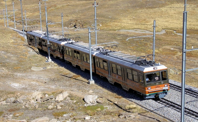 ggb-bhe-4-8-3054-um-3053-riffelberg GGB Bhe 4/8 3054, Bhe 4/8 3053 -- Riffelberg -- 20.09.2010