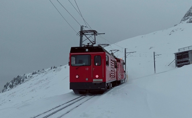 mvr-hem-2-2-12-xrote-4-naye-ouverture-ligne MVR Hem 2/2 12, Xrote 4 -- Combe de Naye -- 12.01.2017 -- Train d'ouverture de la ligne