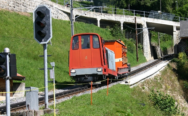 mvr-hm-2-2-4-caux-2 MVR Hm 2/2 4 -- Caux -- 05.09.2008 -- Ex- BRB Hm 2/2 4 