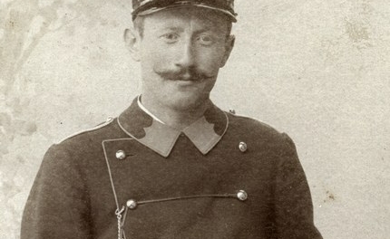 CEV tenue CEV Tenue du personnel vers 1910, Collection familiale, (mon arrière grand-père)