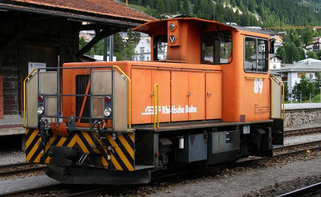 rhb-tmf-2-2-89-samedan-2 RhB, Tmf 2/2 89 -- Samedan -- 08.07.2009