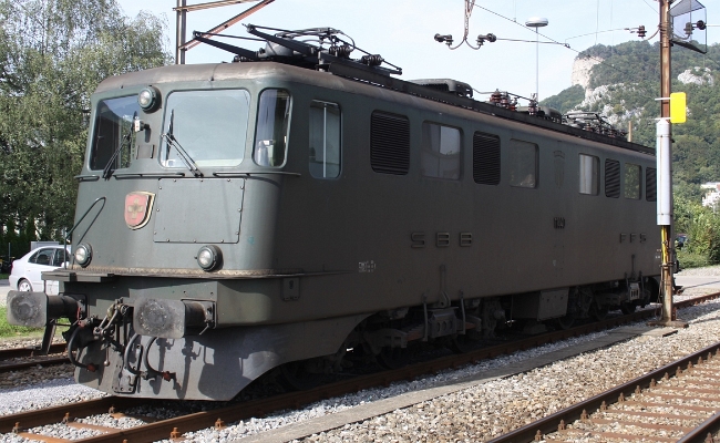 sbb-ae-11440-oesingen SBB CFF FFS, Ae 6/6 11440 -- Oesingen -- 14.09.2010