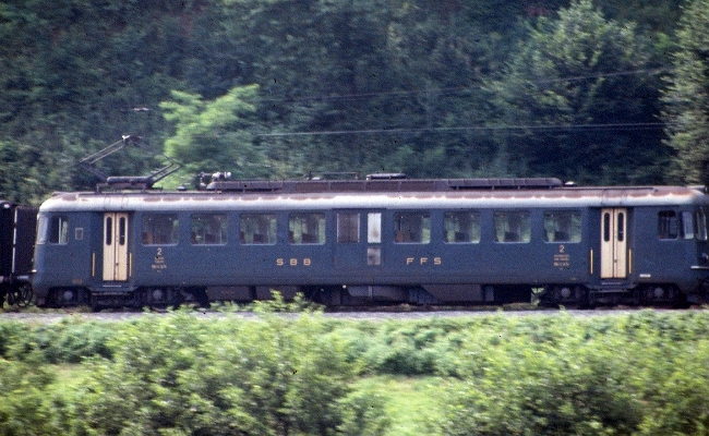 sbb-rbe-1400-rotsee SBB CFF FFS, RBe 4/4 série 1400 -- Rotsee -- 07.07.1985