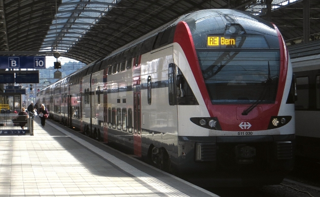 sbb-rabe-511-030-0-oltent SBB CFF FFS, RABe 511 030-0 -- Olten -- 21.07.2016