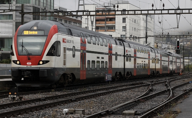 sbb-rabe-511-102-6-vevey SBB CFF FFS, RABe 511 102-6 -- Vevey -- 27.10.2013
