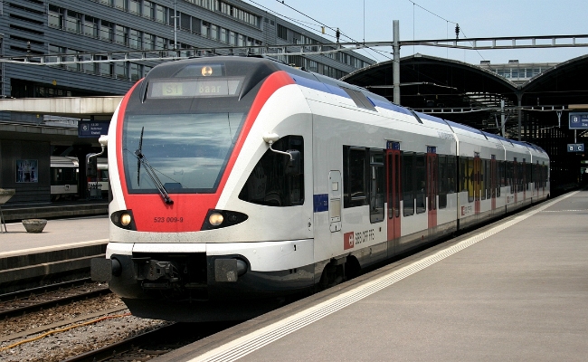 sbb-rabe-523-009-9-luzern SBB CFF FFS, RABe 523 009-9 -- Luzern -- 26.05.2009