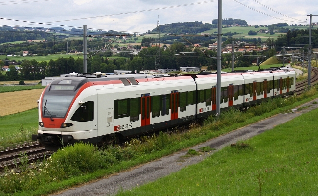 sbb-rabe-523-013-1-palezieux SBB CFF FFS, RABe 523 013-1 -- Palézieux -- 20.07.2011