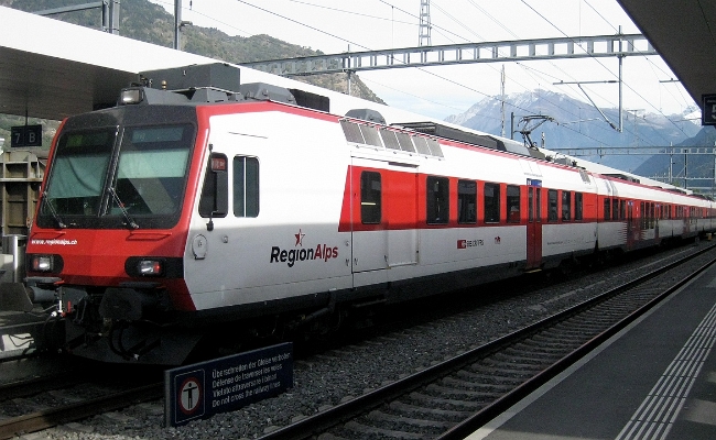 sbb-rbde-560-406-1-ra-visp SBB CFF FFS, RBDe 560 406-1 RA -- Visp -- 20.10.2009