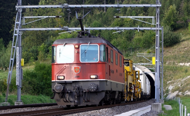 sbb-re-11360-vauderens SBB CFF FFS, Re 4/4 III 11360 -- Vauderens -- 22.08.2011