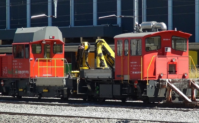 sbb-tm-234-125-3-232-036-4 SBB CFF FFS, Tm 234 125-3, Tm 232 036-4 -- Zollikofen -- 31.07.2013