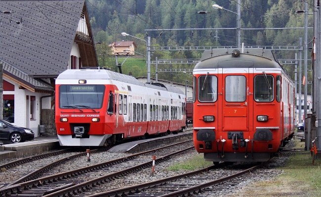 tmr-abde-537-507-6-527-511-0orsiere TMR, MO, RABe 527 511-0, ABDe 537 507-6 -- OrsiÃ¨res -- 10.05.2010