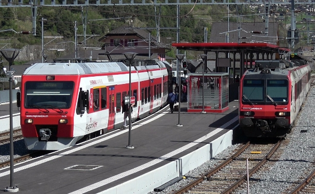 tmr-525-039-4-rbde-560ra-sembrencher TMR, MO, RABe 525 039-4, CFF RBDe 560 RA -- Sembrancher -- 14.04.2017