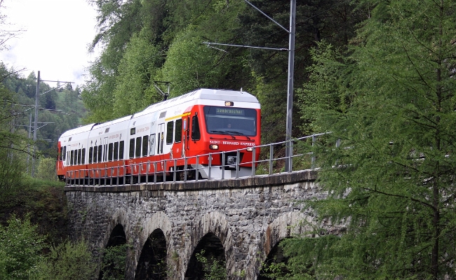 tmr-527-511-0-la-douay-2 TMR, MO, RABe 527 511-0 -- La Douay -- 10.05.2010