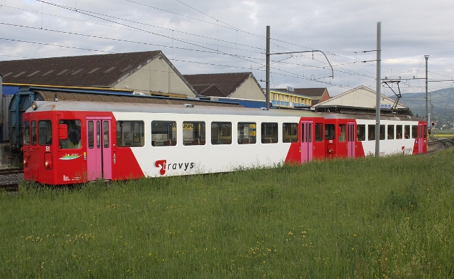 travys-oc-bde-15-chavornay TRAVYS, OC, BDe 4/4 15, Bt 51 -- Chavornay -- 12.05.2010