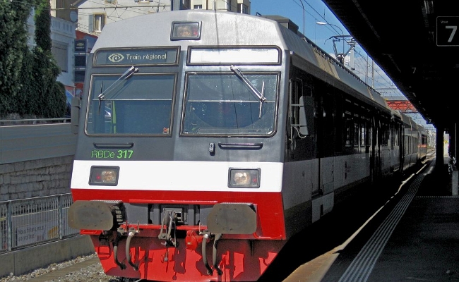 transn-rbde-567-317-5-neuchatel TransN RBDe 567 317-5 -- Neuchâtel -- 14.07.2011