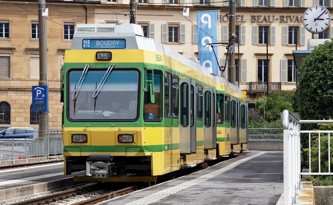 TRN TN Be 4_4 502 Bt 554 Neuchatel TransN Be 4/4 502, Bt 554 -- Neuchâtel, Place Pury -- 21.07.2018