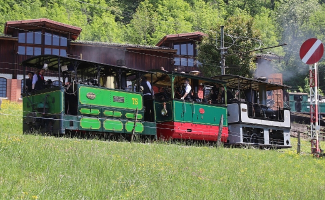 ts-60-fp-4-tm-7-musee TS (Tramway de la Sarthe, France) 030T (G 3/3) 60, FP G 2/2 4, TM G 2/4 7 -- Blonay -- 11.05.2018