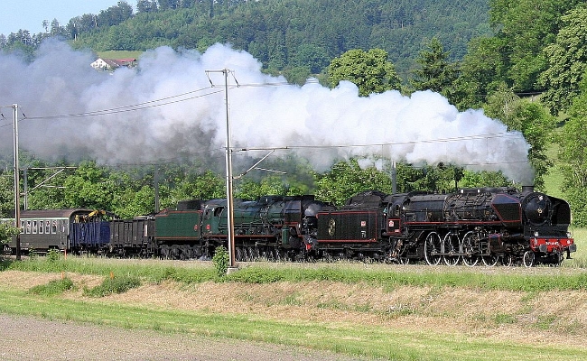 sncf-241p17-241a65-puidoux-3 SNCF 241P17, SNCF 241A65 -- Puidoux Village -- 31.05.2009