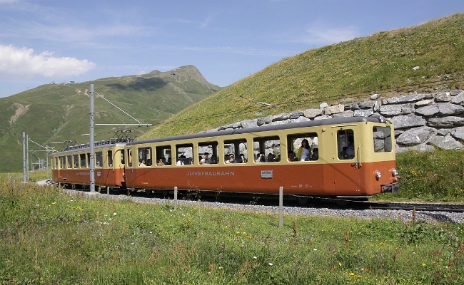 jb-bdeh-2-4-204-fallboden JB BDhe 2/4 204 -- Fallboden -- 16.07.2015