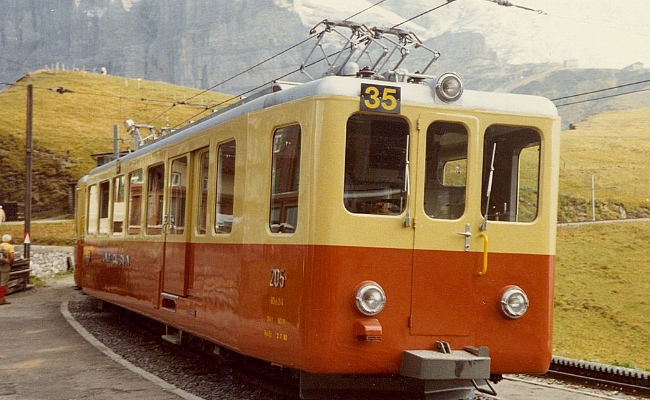 jb-bdeh-2-4-205-kleine-scheidegg-2 JB BDhe 2/4 205 -- Kleine Scheidegg -- 09.1982