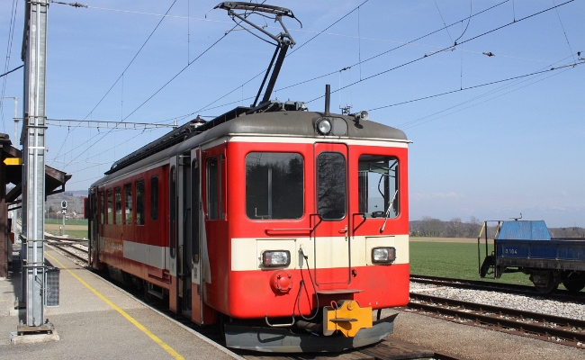 nstcm-bde-4-4-232-givrins-2 NStCM BDe 4/4 232 -- Givrins -- 24.03.2010