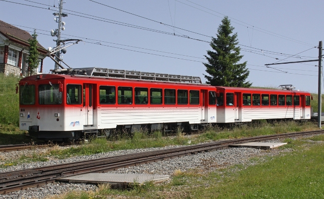 rb-bhe-4-4-22-rigi-staffel RB Bhe 4/4 22, Bt -- Rigi Staffel -- 10.07.2010