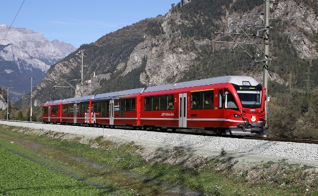 rhb-abe-4-16-3105-rothenbrunnen RhB, ABe 4/16 3105 -- Rothenbrunnen -- 18.10.2014