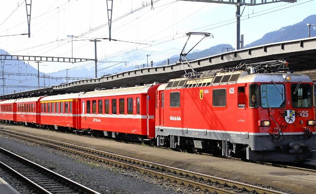 rhb-ge-4-4-625-landquart RhB, Ge 4/4 II 625 -- Landquart -- 11.10.2009