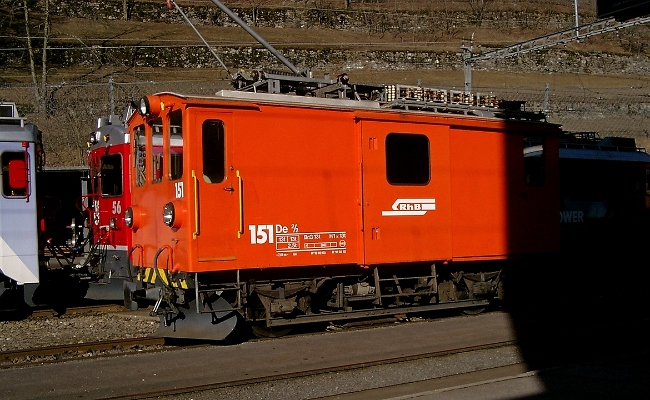 rhb-de-2-2-151-pontresina-sm RhB, De 2/2 151 -- Poschiavo -- 03.03.2012