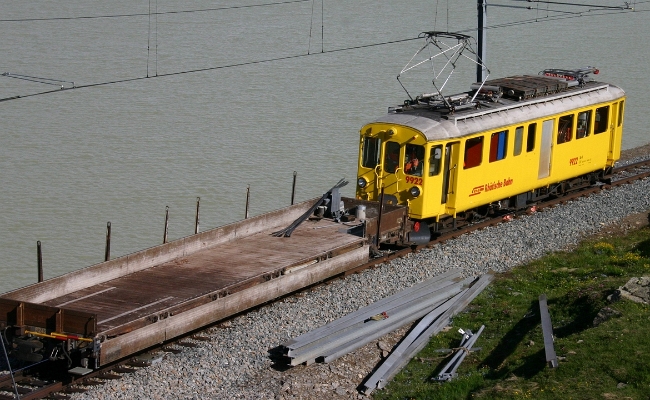 rhb-xe-4-4-9922-ospizio RhB, Xe 4/4 9922 -- Ospizio Bernina -- 08.07.2009
