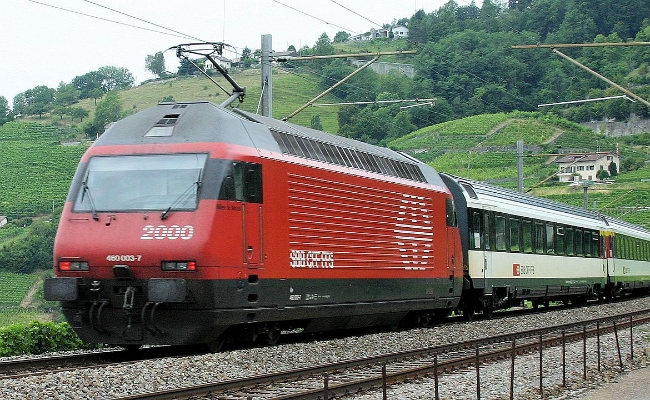 sbb-460-003-7-lavaux SBB CFF FFS, Re 460 003-7 -- Lavaux -- 01.08.2008