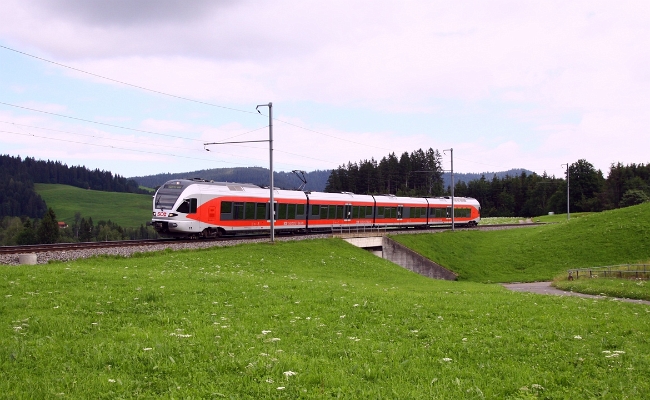 sob-rabe-526-044-3-altmatt SOB RABe 526 044-3 -- Altmatt -- 09.07.2012