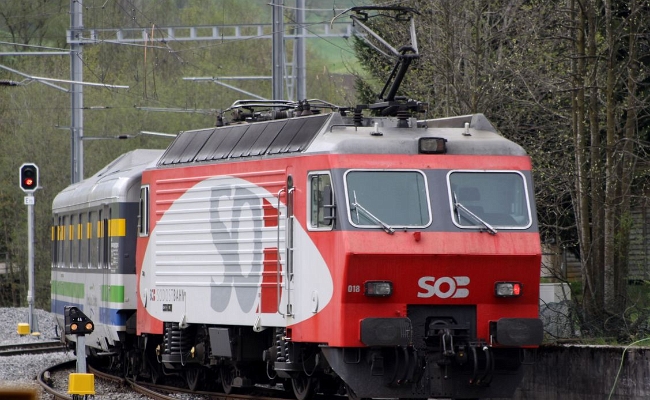 sob-re-446-018-4-biberbrugg SOB Re 446 018-4 -- Biberbrugg -- 24.04.2011