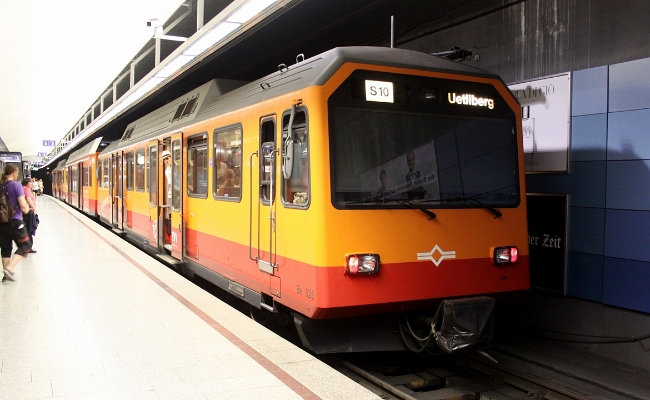 szu-be-556-526-2-zurich SZU, Be 556 526-2 -- Zürich HB -- 04.07.2010