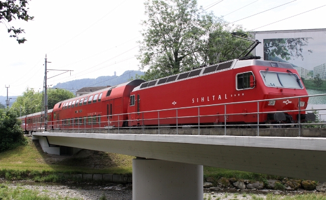 szu-re-446-547-9-leimbach SZU, Re 446 547-9 -- Leimbach -- 04.07.2010
