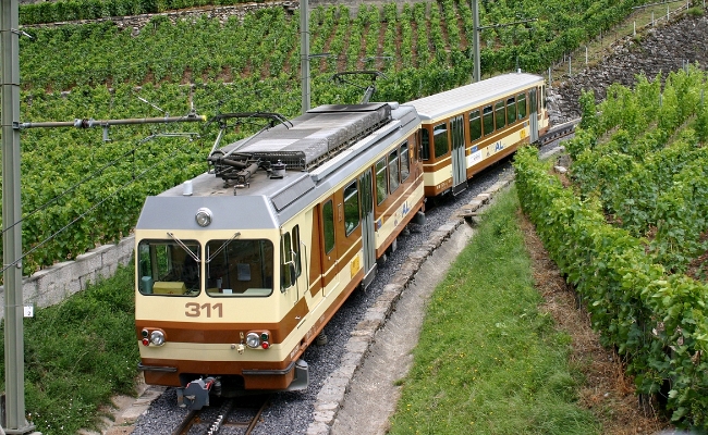 tpc-al-bdeh-4-4-311-bt361-aigle TPC, AL, BDeh 4/4 311 -- Aigle dépôt -- 17.07.2009