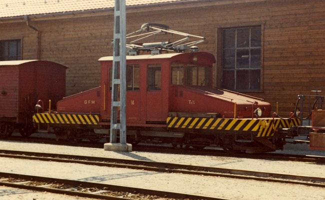 tpf-te-14-chstdenis TPF, Te 4/4 14 -- Châtel-St-Denis -- 07.1984