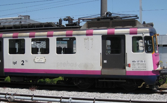 tpf-abde-537-176-0-planchy TPF, ABDe 537 176-0, Seehas -- Planchy -- 13.07.2009
