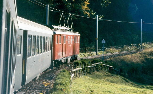 cff-deh900-brunig SBB CFF FFS Deh 4/4 900 -- BrÃ¼nig Pass -- 29.10.1984