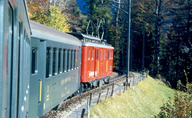 cff-deh900-brunig2 SBB CFF FFS Deh 4/4 900 -- BrÃ¼nig Pass -- 29.10.1984