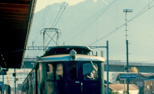 cff-deh913-interlaken SBB CFF FFS Deh 4/4 913 -- Interlaken Ost -- 29.10.1984
